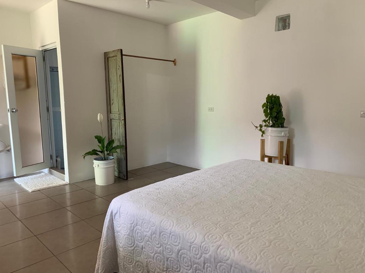 El Chirris Tzanjay Hotel San Juan La Laguna Ngoại thất bức ảnh